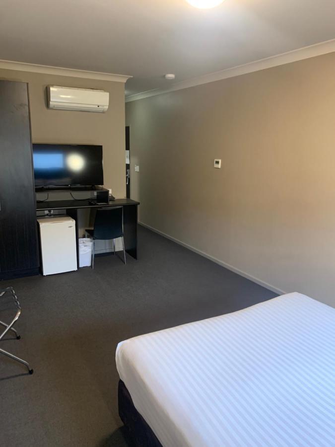 Best Western Blackbutt Inn New Lambton Екстериор снимка